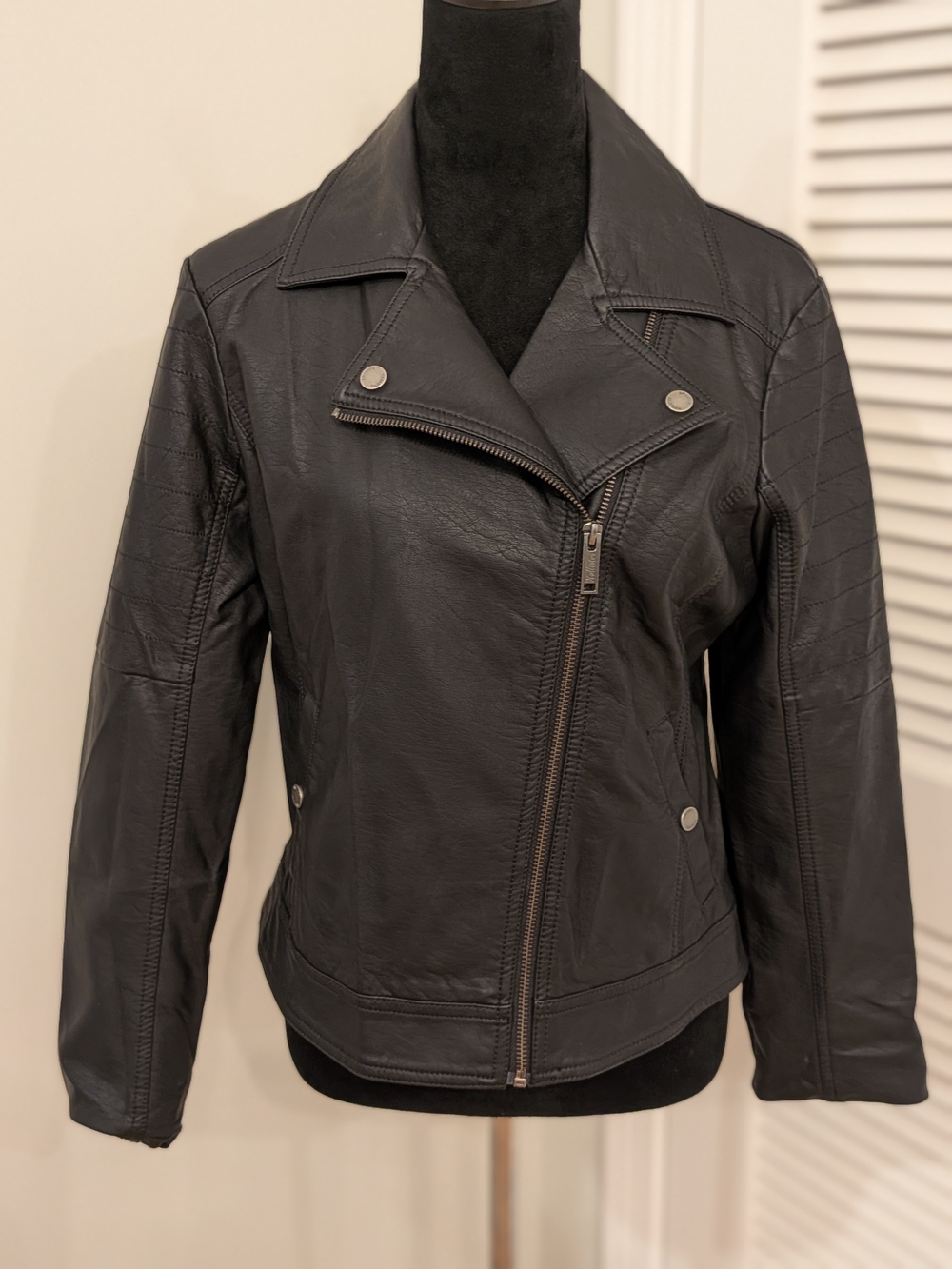 Hollister Black Faux Leather Asymmetric Jacket Size M New With Tag
